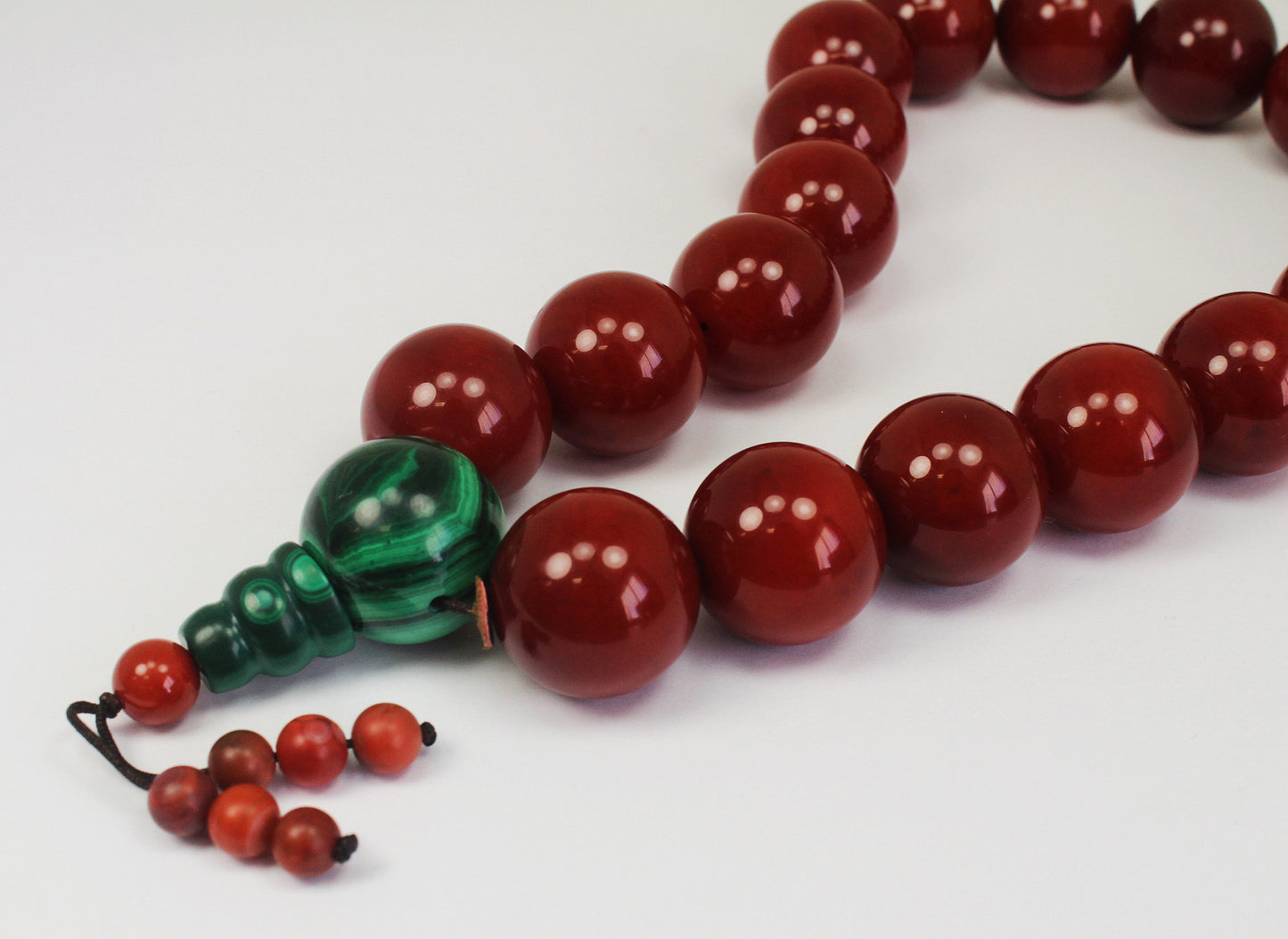 Red Agate Round Prayer Beads with Malachite Beads 南红十八子手持