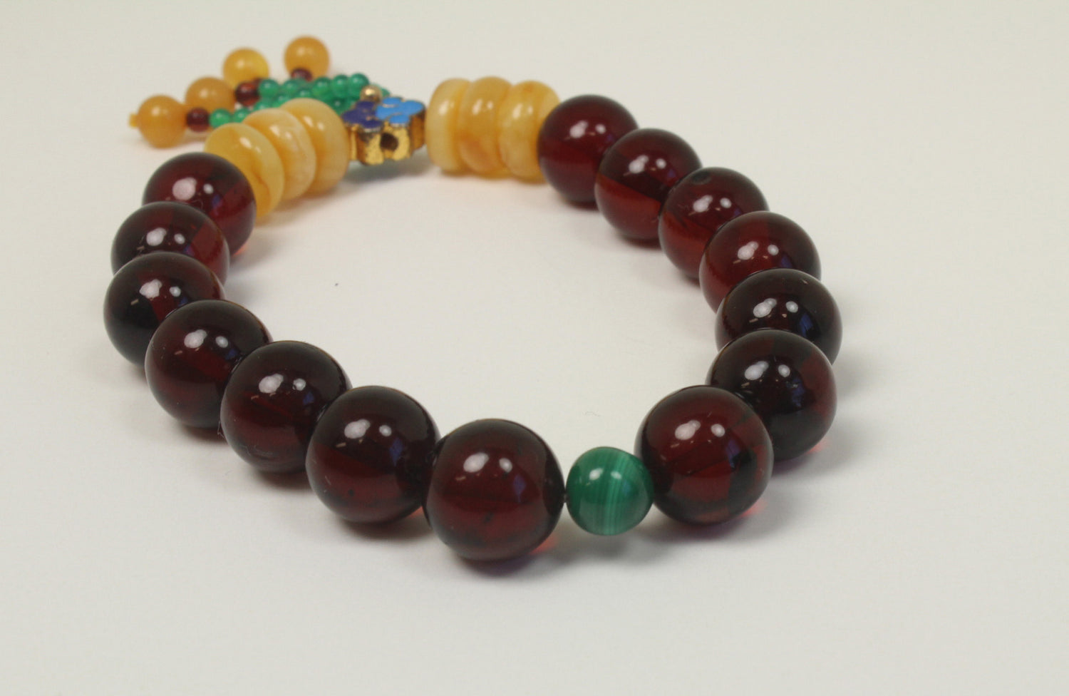 Red and Yellow Amber Beaded with Cloisonne Bracelet 琥珀蜜蜡手串