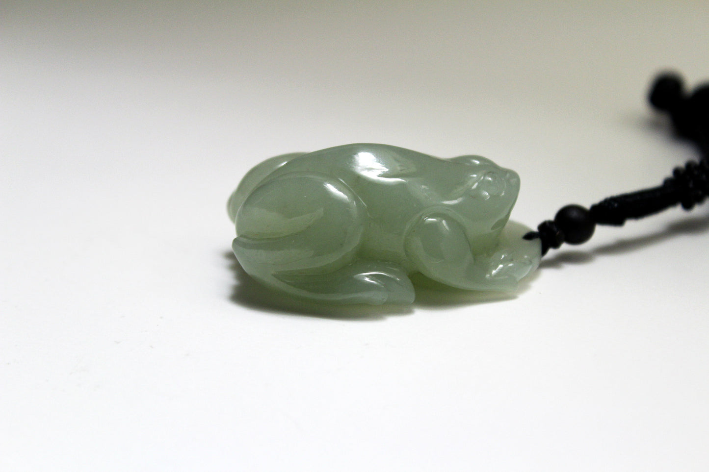 Translucent Green Jade Carved Frog Statue 和田玉青蛙挂件/手把