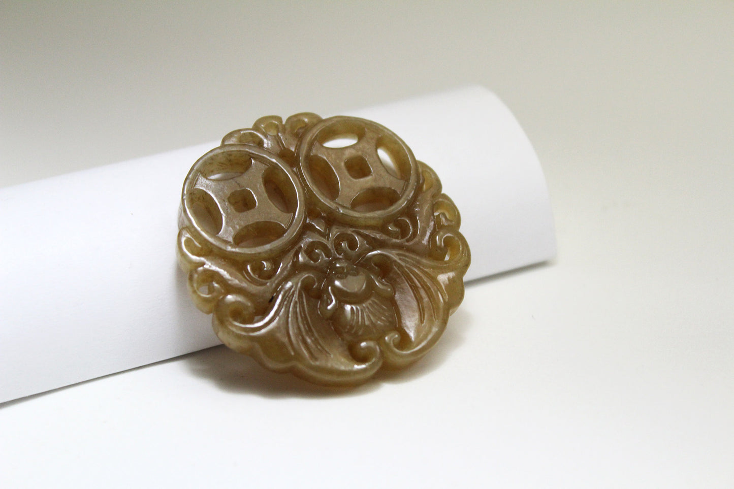 Translucent Brown Jade Carved Hollow Style Amulet/Pendant 和田玉糖玉吊坠
