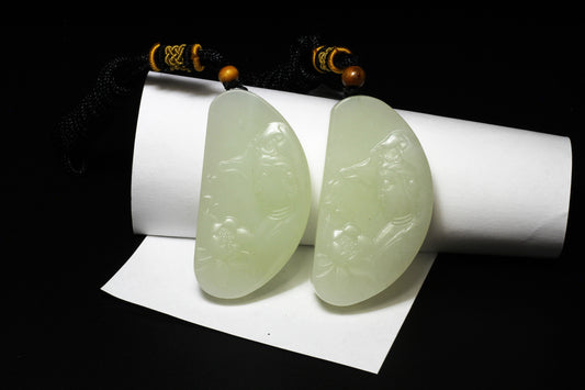 Translucent One Pair of White Jade Guanyin Buddha 和田玉观音牌