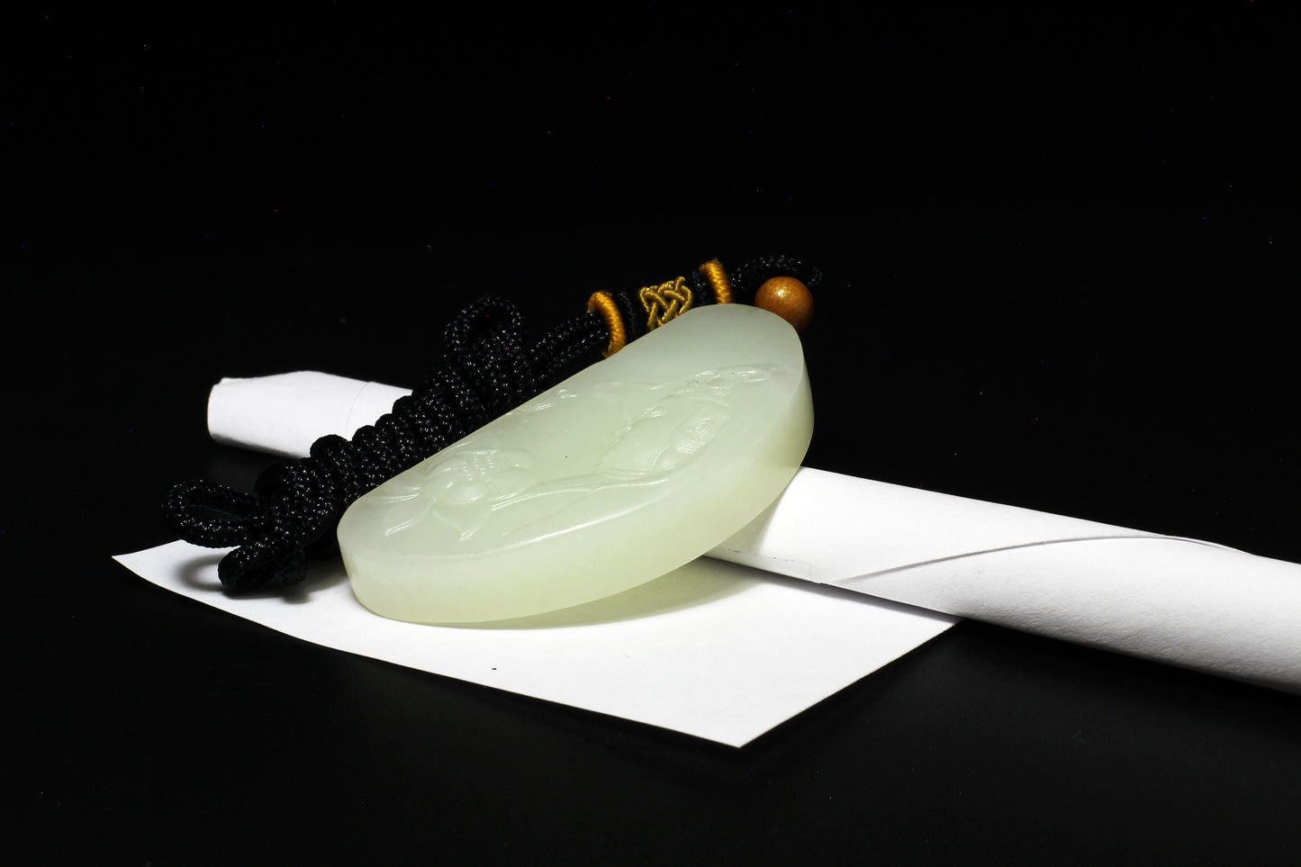 Translucent One Pair of White Jade Guanyin Buddha 和田玉观音牌