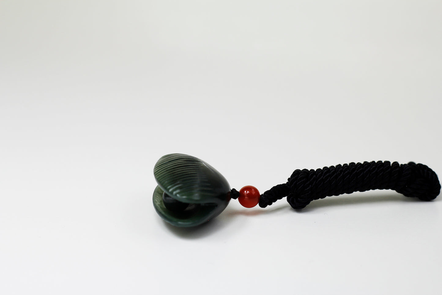 Dark Green Jade Carved Sea shell Pendant 和田玉贝壳吊坠
