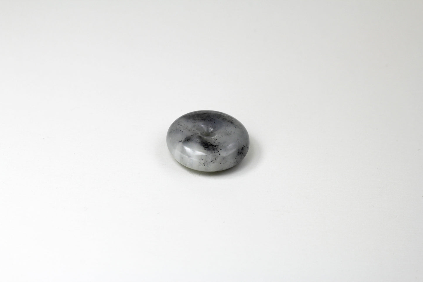 Translucent White Jade Carved round shape Luck Donut Pendant / Amulet 和田玉青花平安扣