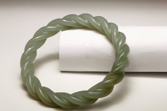 Translucent Green Jade Carved Braided Bangle 和田玉镯