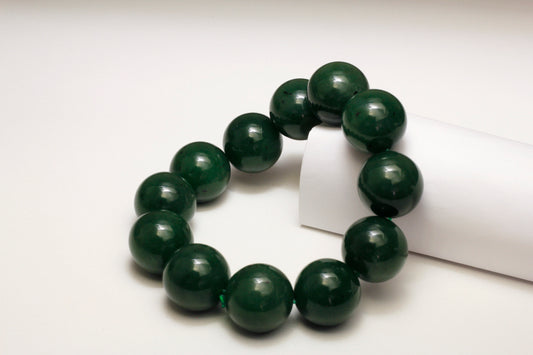 Green Jade Beaded Bracelet  碧玉手串