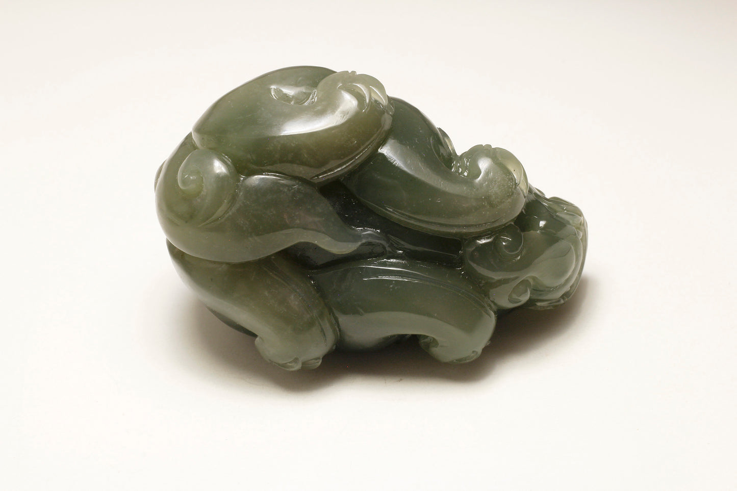 Translucent Green Jade Carved Pixiu Statue 和田玉绿貔貅手把