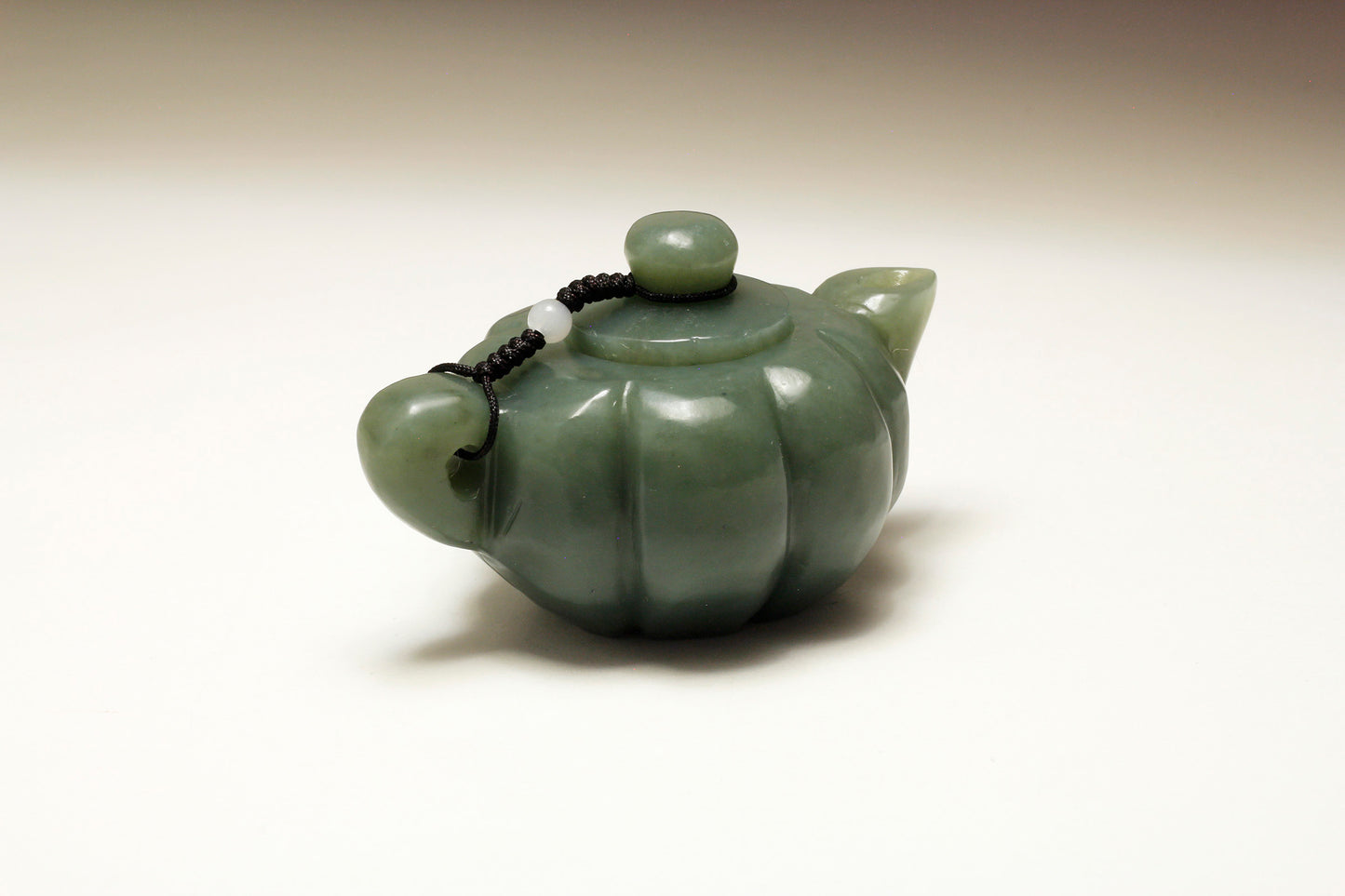 Light Green Hand Carved Jade Mini Tea Pot 和田玉迷你南瓜壶